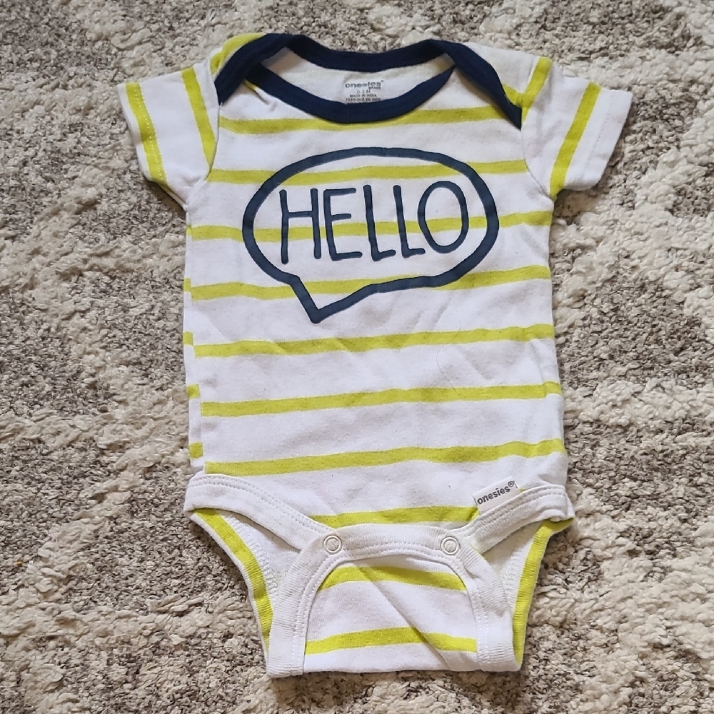 15 for $10 - Onesies Brand Boys 0-3m "Hello" Short Sleeve Onesie